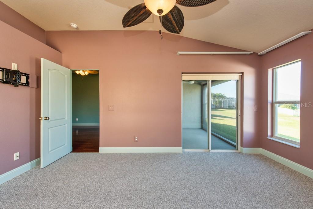 Image 12 of 40 For 1761 Bonita Bluff Court