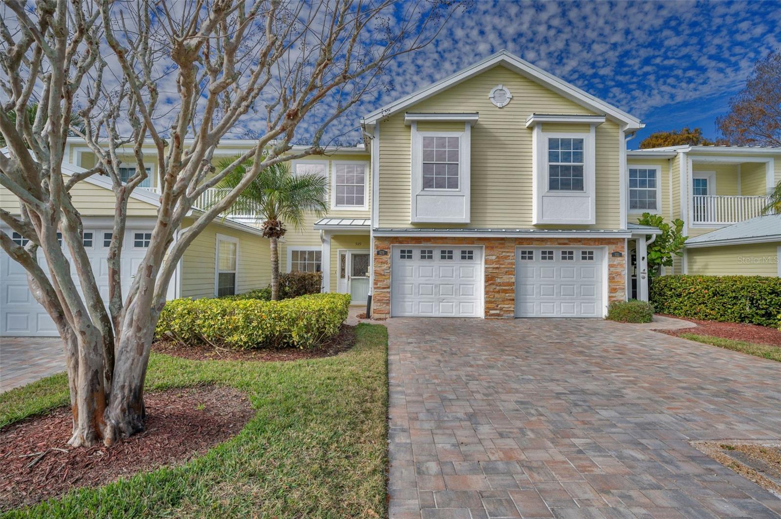 Details for 929 Woodbridge Court, SAFETY HARBOR, FL 34695