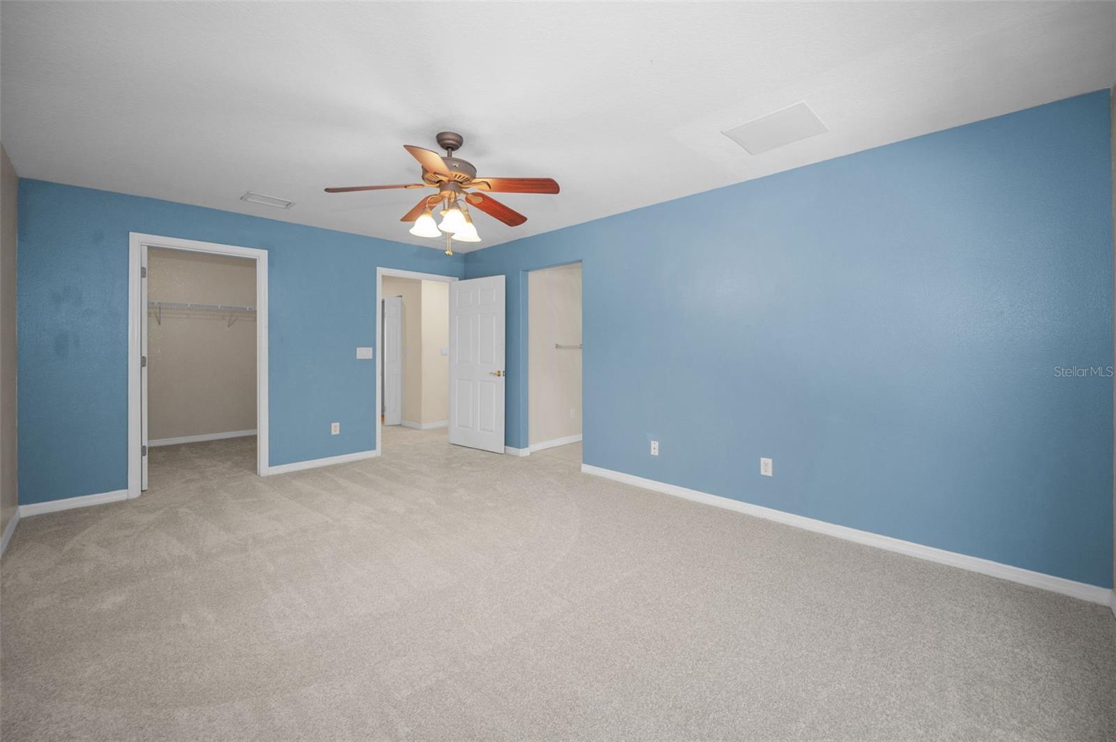 Image 15 of 62 For 929 Woodbridge Court