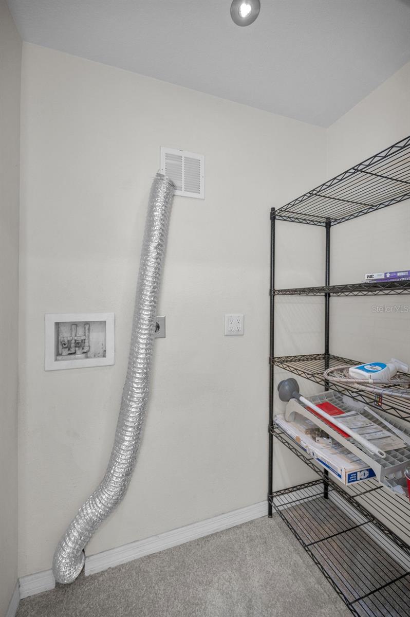 Image 23 of 62 For 929 Woodbridge Court