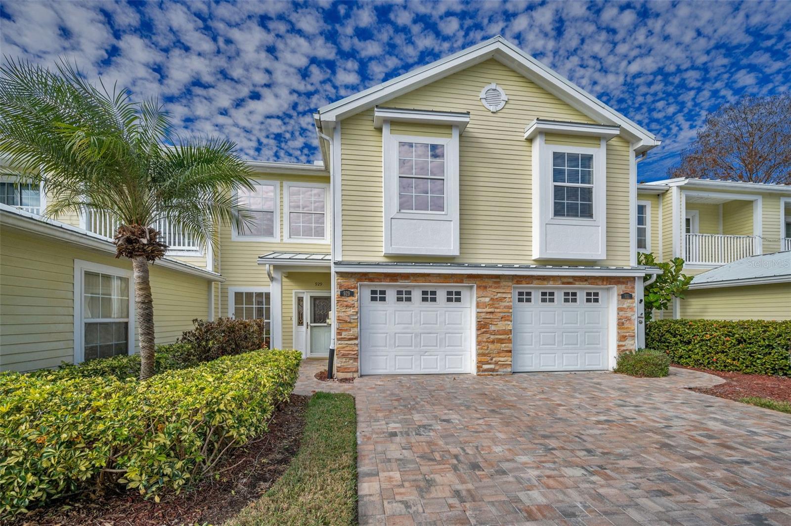 Image 33 of 62 For 929 Woodbridge Court