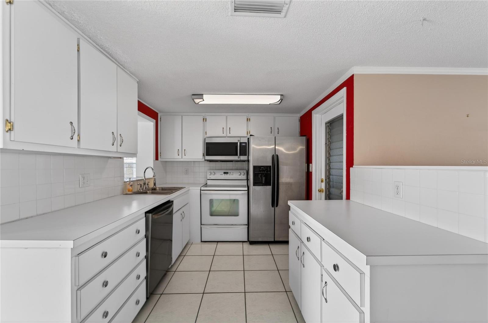 Listing photo id 20 for 7914 Talisman Drive