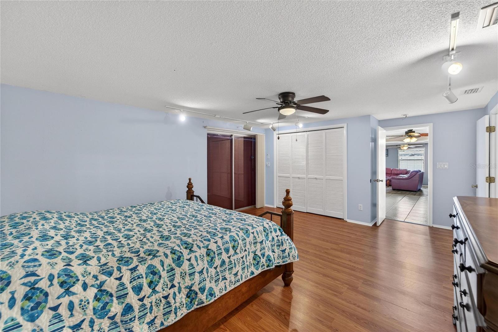 Listing photo id 29 for 7914 Talisman Drive