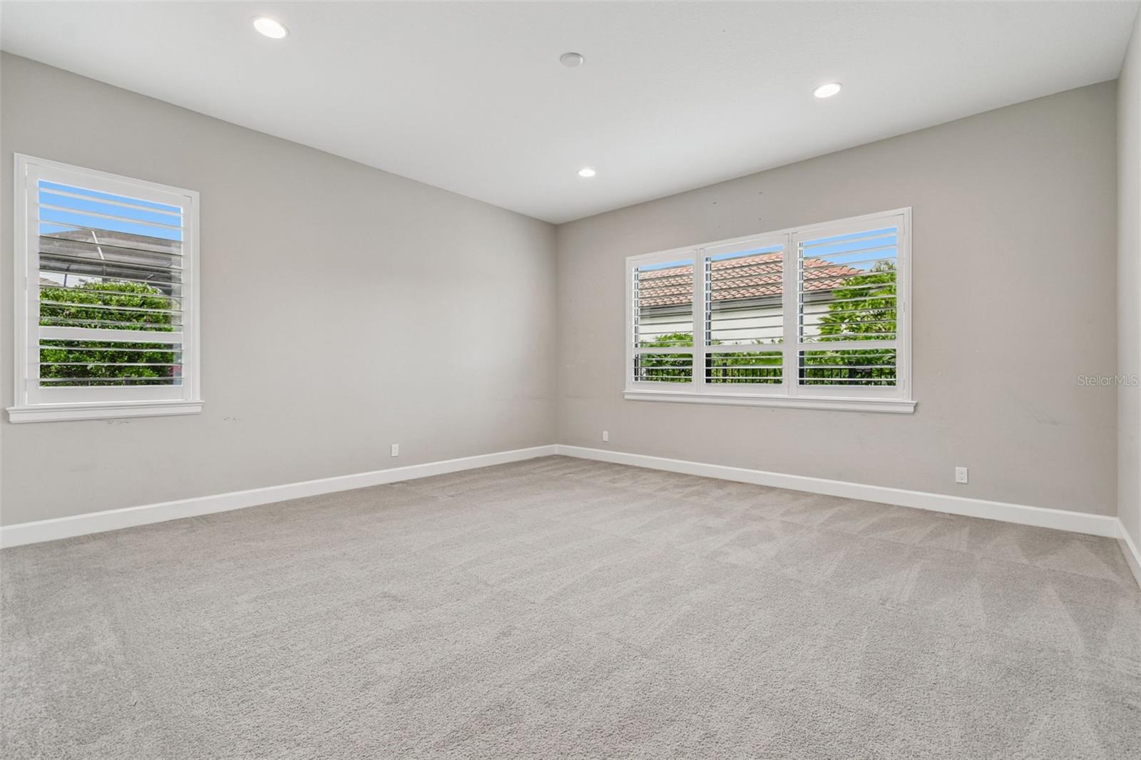 Image 34 of 77 For 10605 Sabella Drive