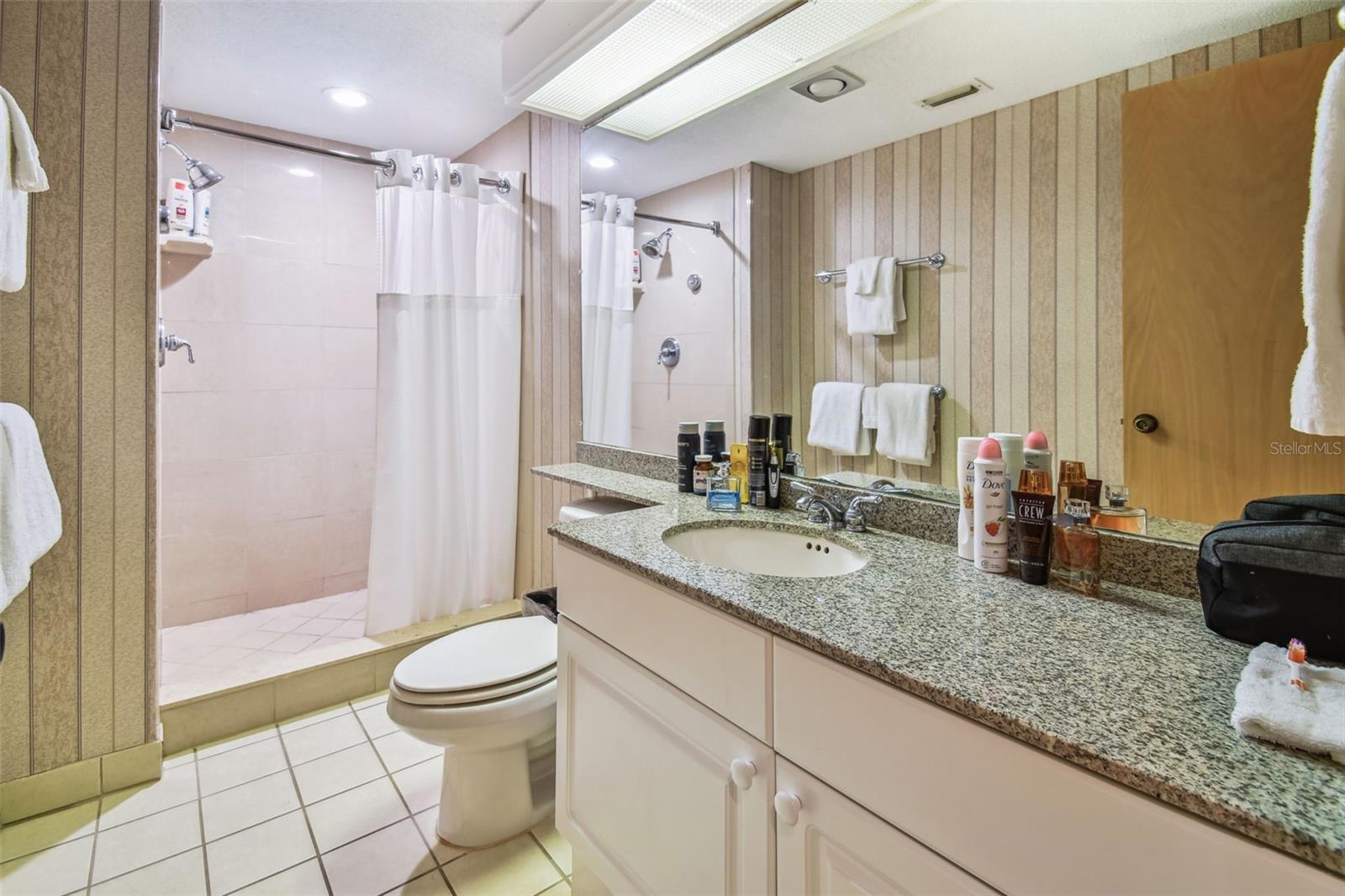 Image 24 of 71 For 36750 Us Highway 19 N 13303