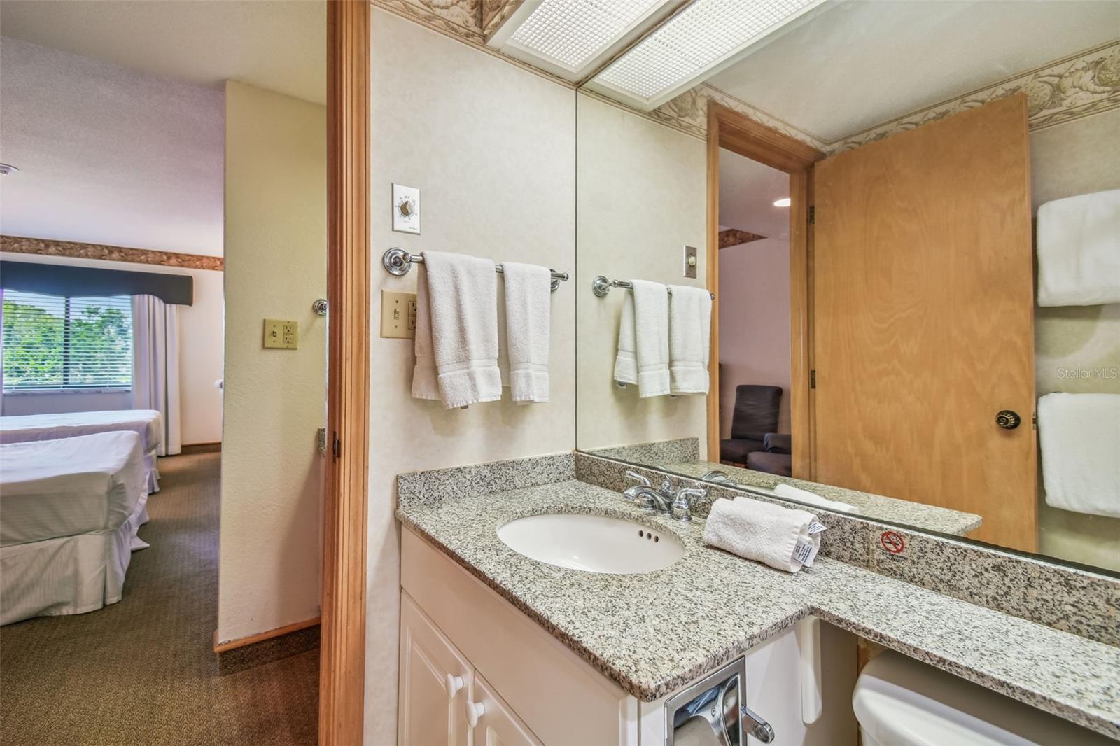 Image 39 of 71 For 36750 Us Highway 19 N 13303