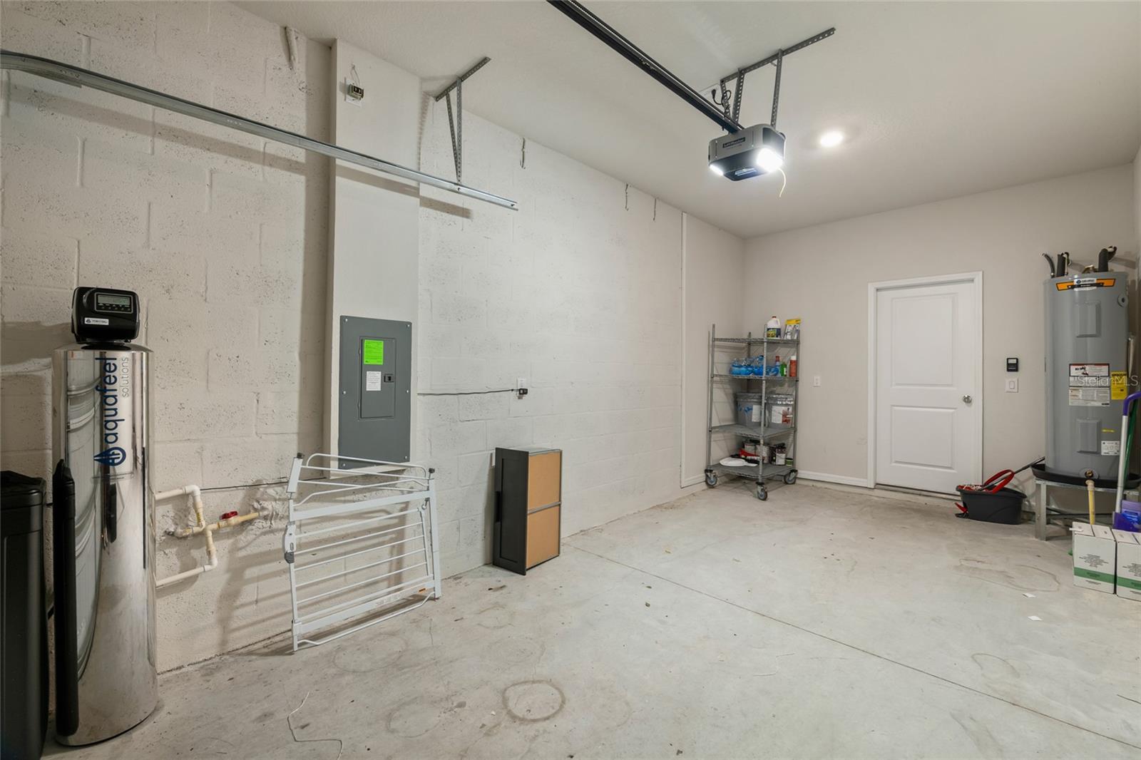 Image 17 of 45 For 5489 Elmview Crossing