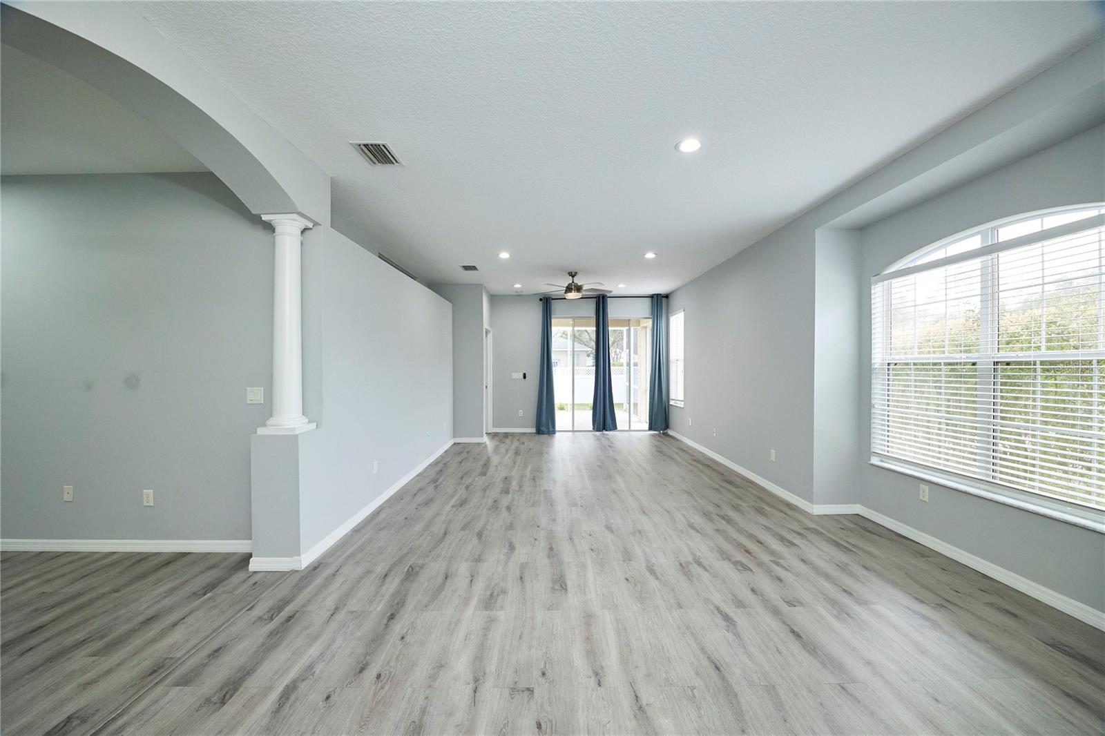 Image 14 of 38 For 3433 Chapel Creek Circle