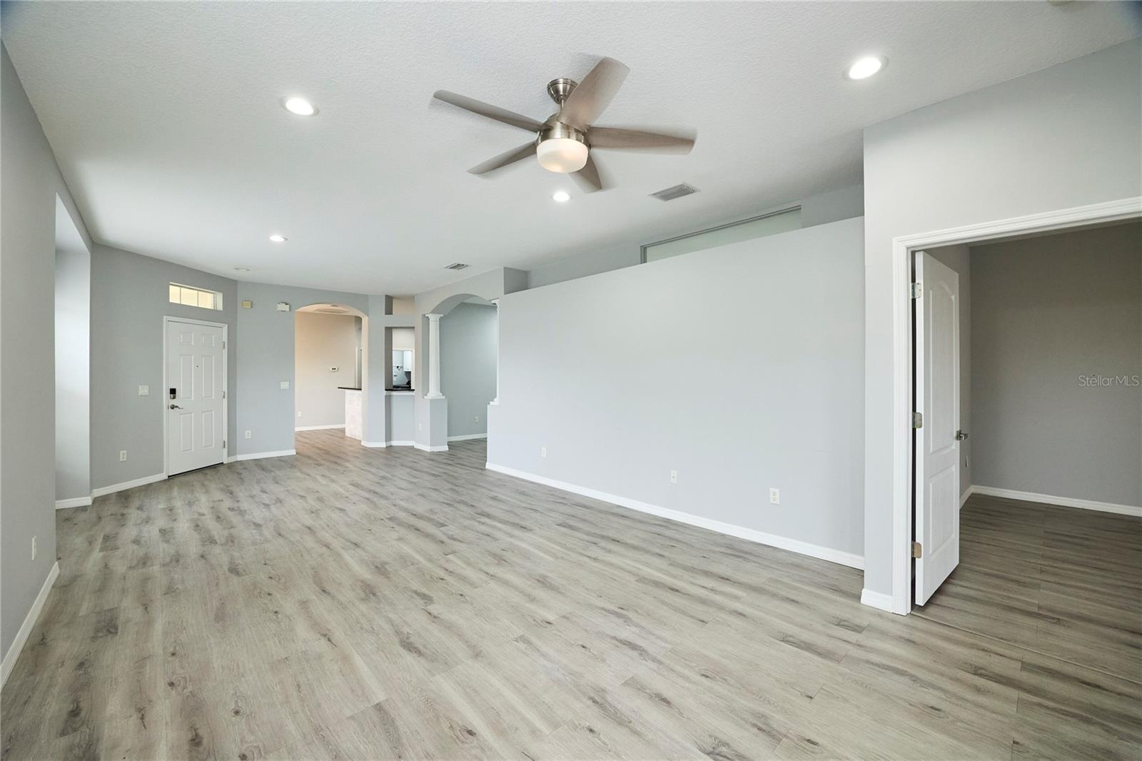 Image 19 of 38 For 3433 Chapel Creek Circle