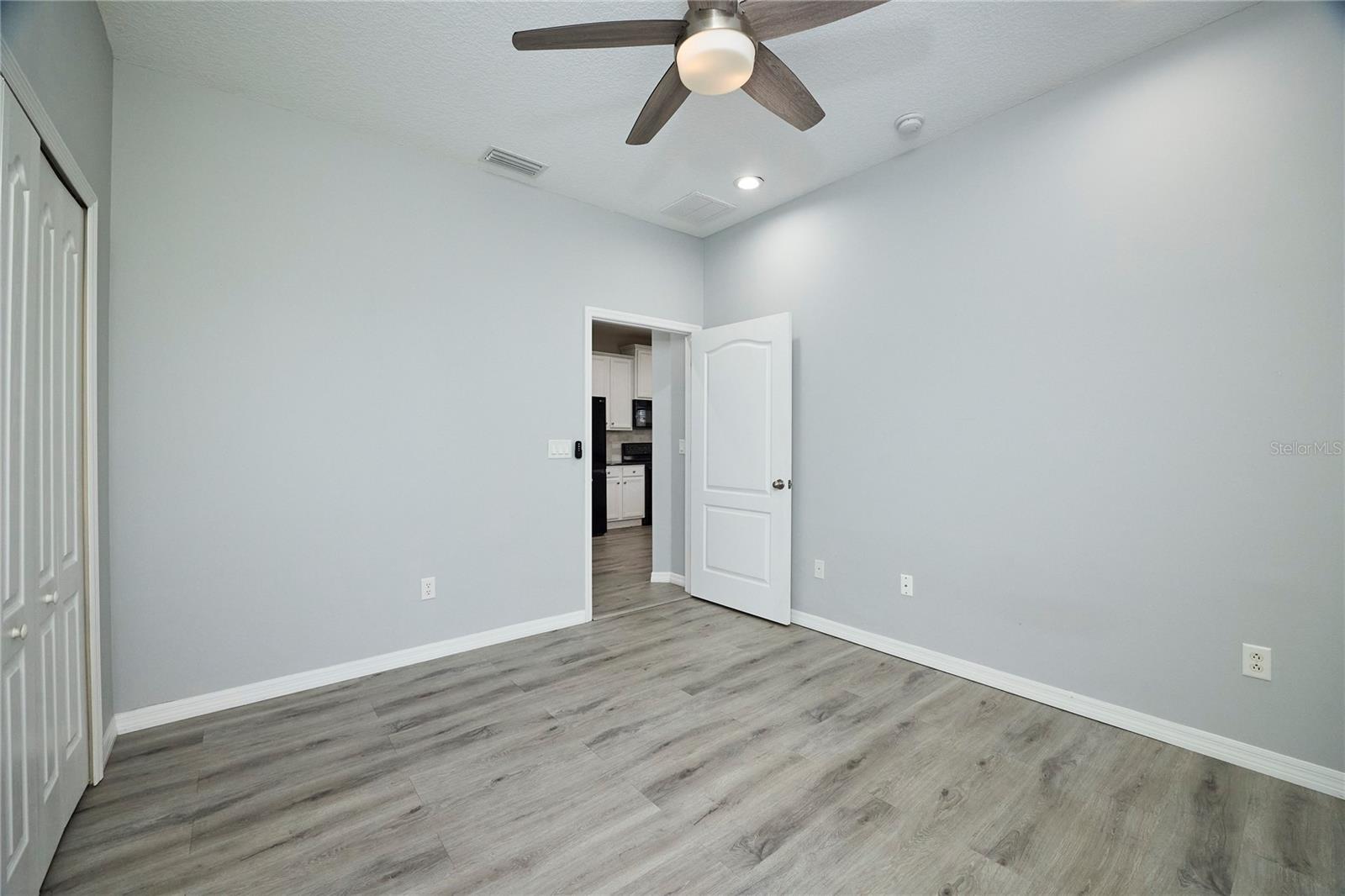 Image 27 of 38 For 3433 Chapel Creek Circle