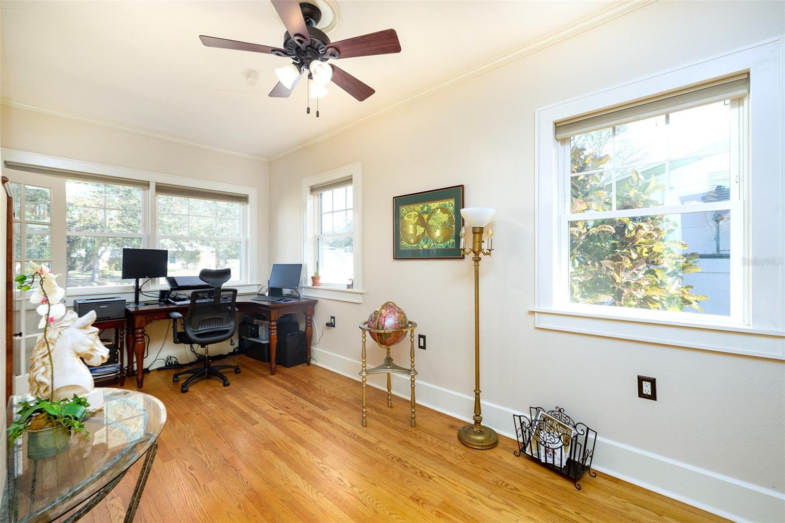 Image 34 of 69 For 6342 5th Avenue N