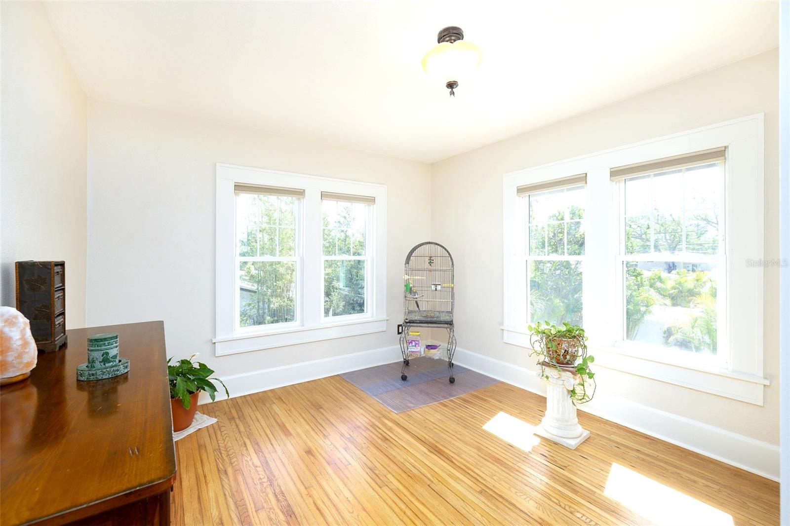 Image 35 of 69 For 6342 5th Avenue N