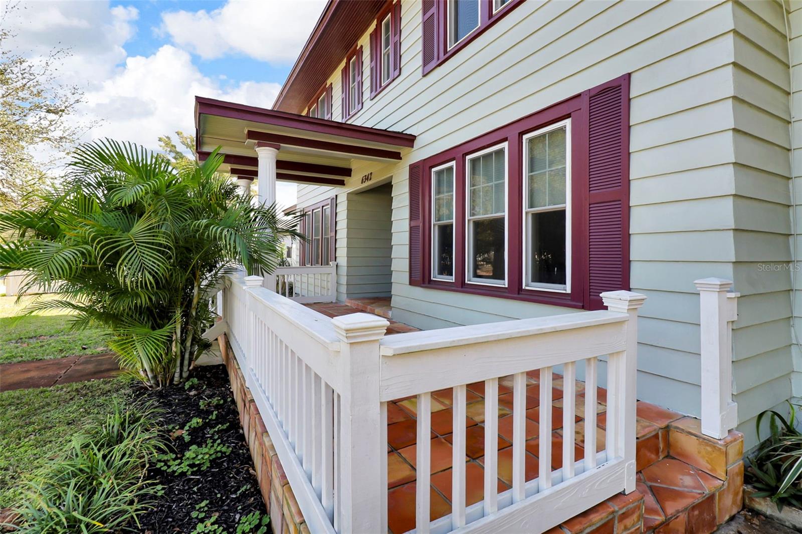 Image 4 of 69 For 6342 5th Avenue N