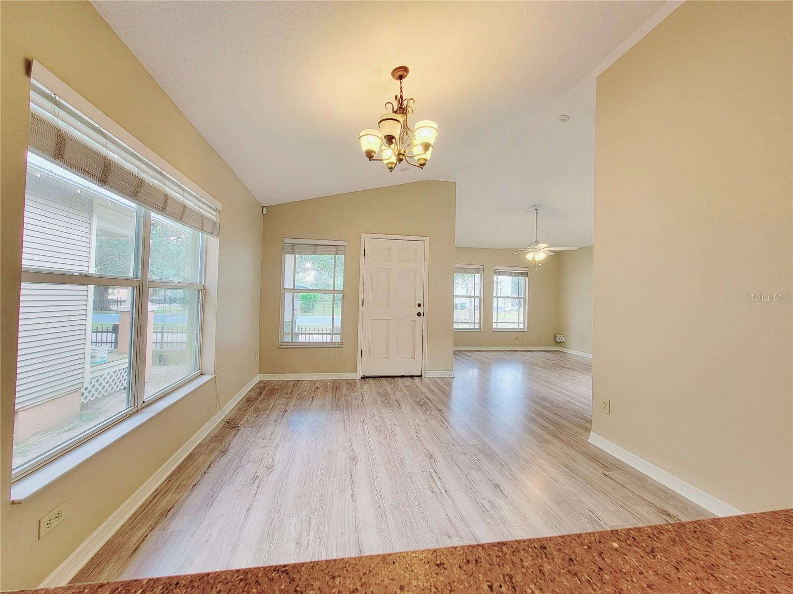 Image 3 of 25 For 2008 Albany Avenue