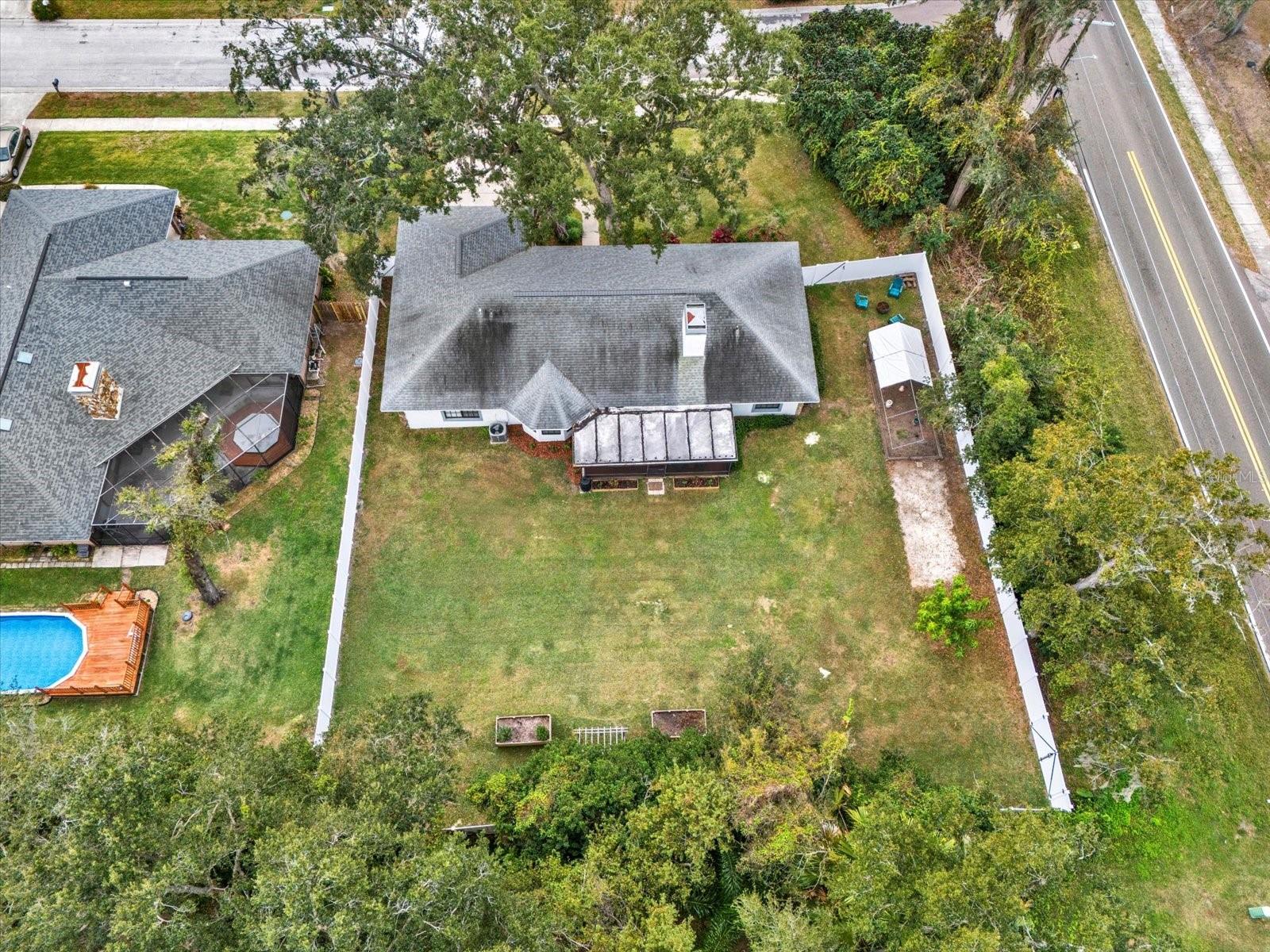 Image 28 of 29 For 1002 Oakridge Manor Drive