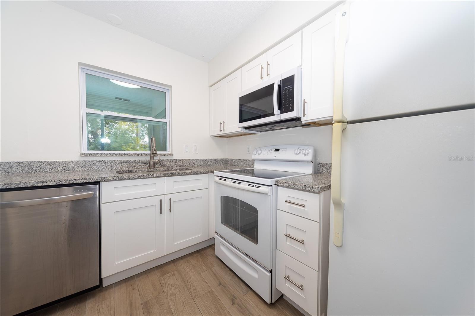 Image 12 of 29 For 8557 Pilgrim Court