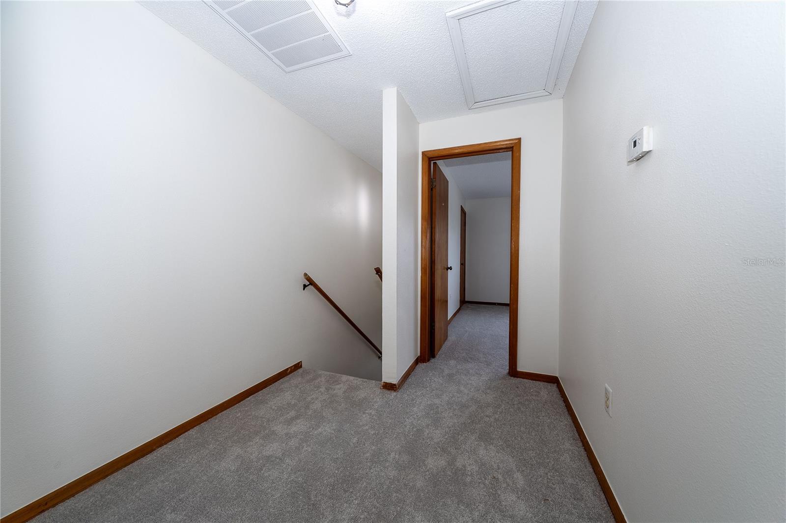 Image 17 of 29 For 8557 Pilgrim Court