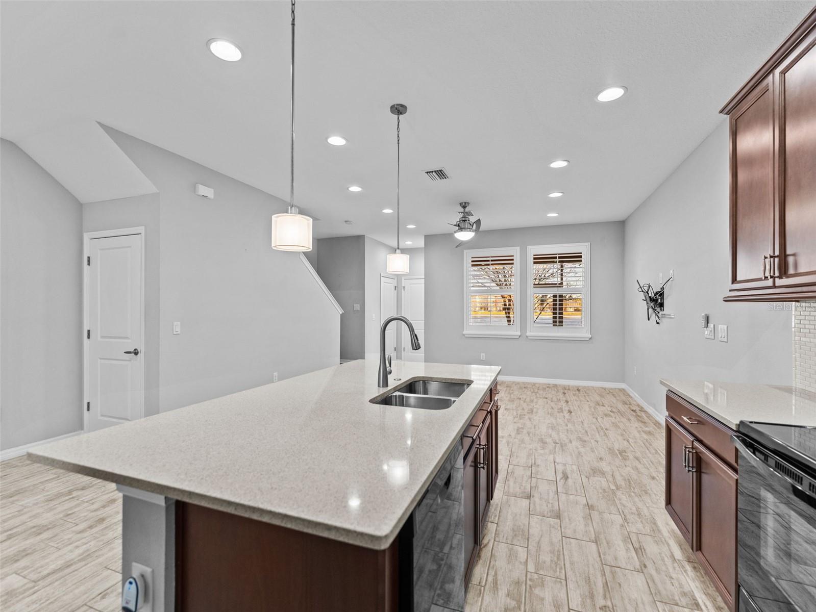 Image 7 of 36 For 12353 Bayou Flats Lane