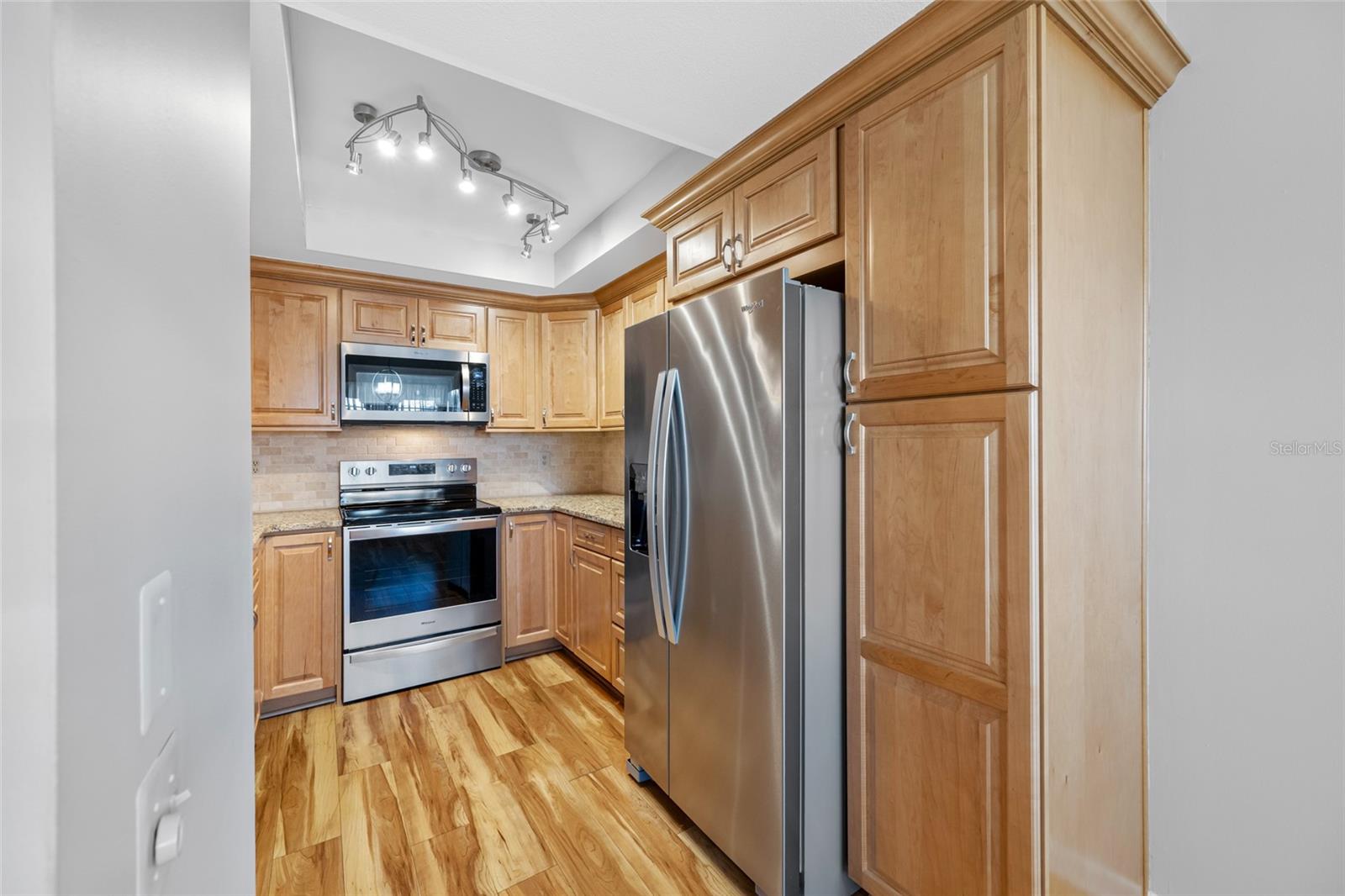 Image 11 of 67 For 2726 Featherstone Drive