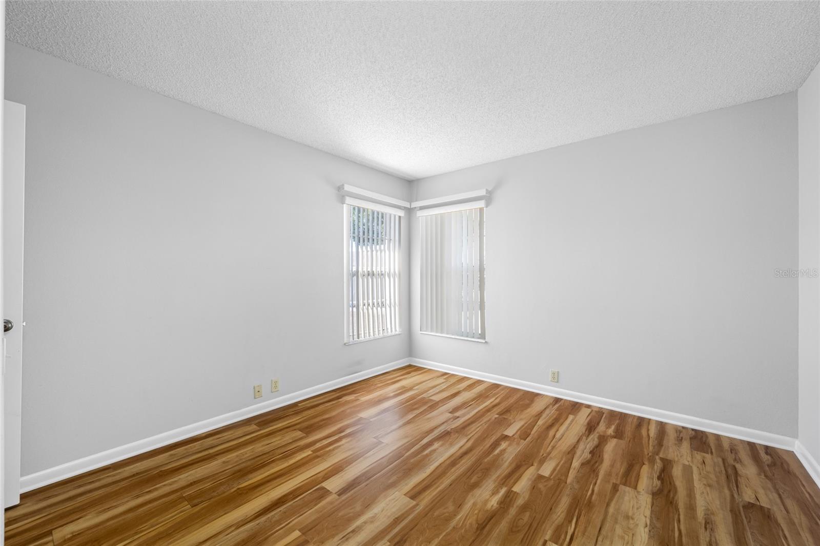 Image 38 of 67 For 2726 Featherstone Drive