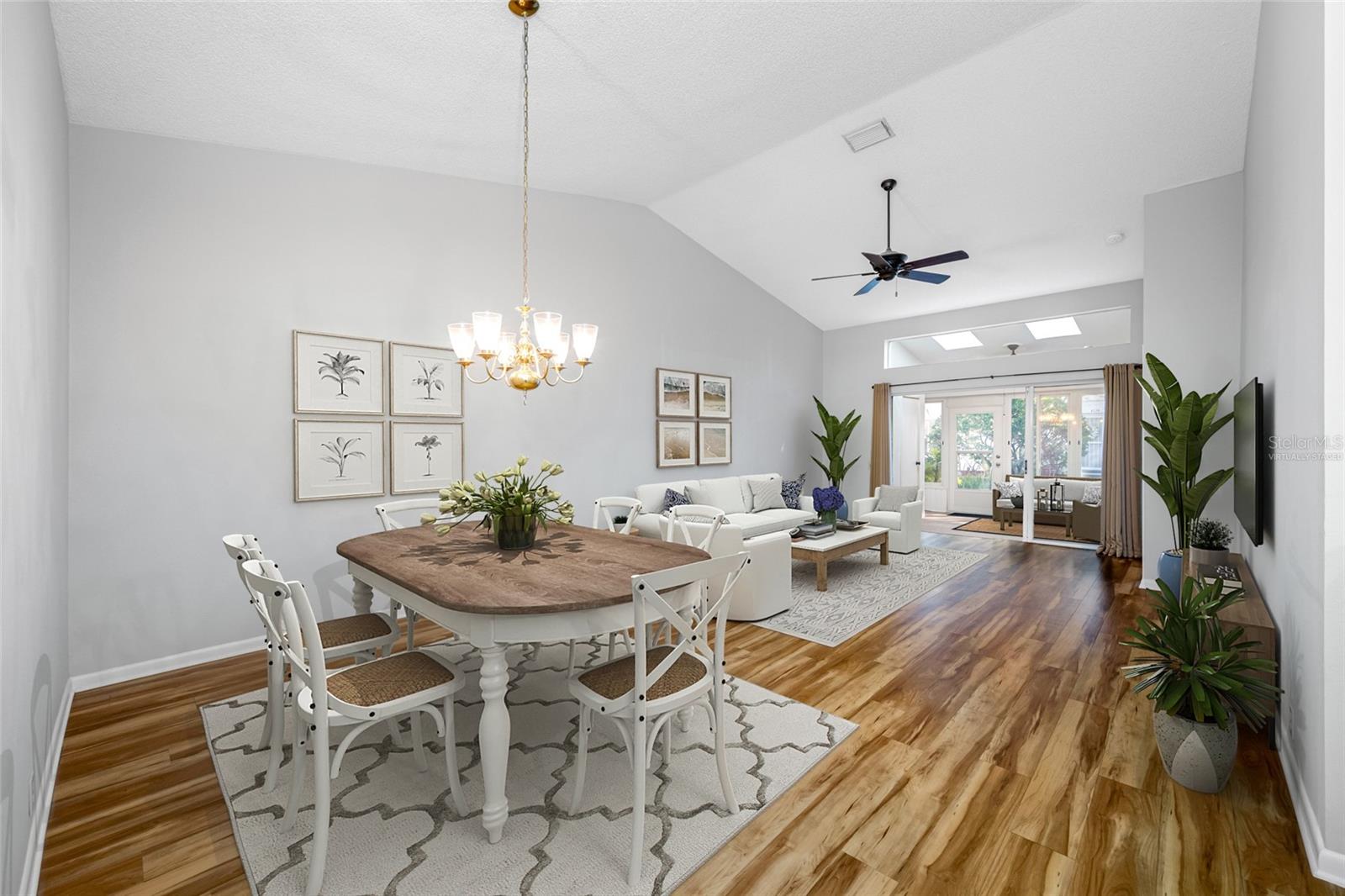 Image 4 of 67 For 2726 Featherstone Drive