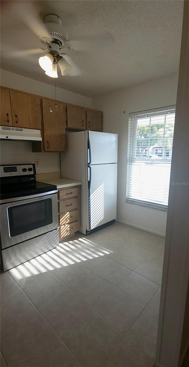 Image 3 of 16 For 2913 Forrestal Court