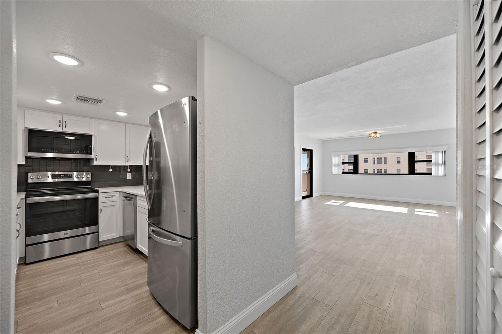 Image 21 of 59 For 4141 Bayshore Boulevard 1702