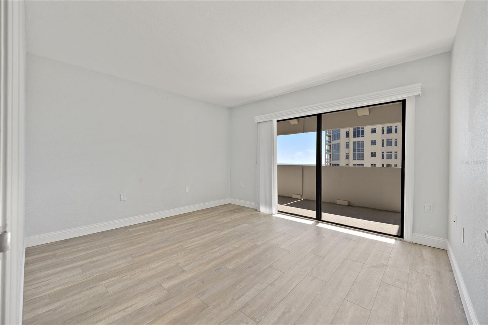 Image 26 of 59 For 4141 Bayshore Boulevard 1702