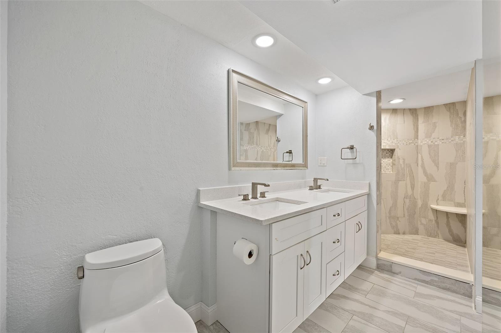 Image 37 of 59 For 4141 Bayshore Boulevard 1702