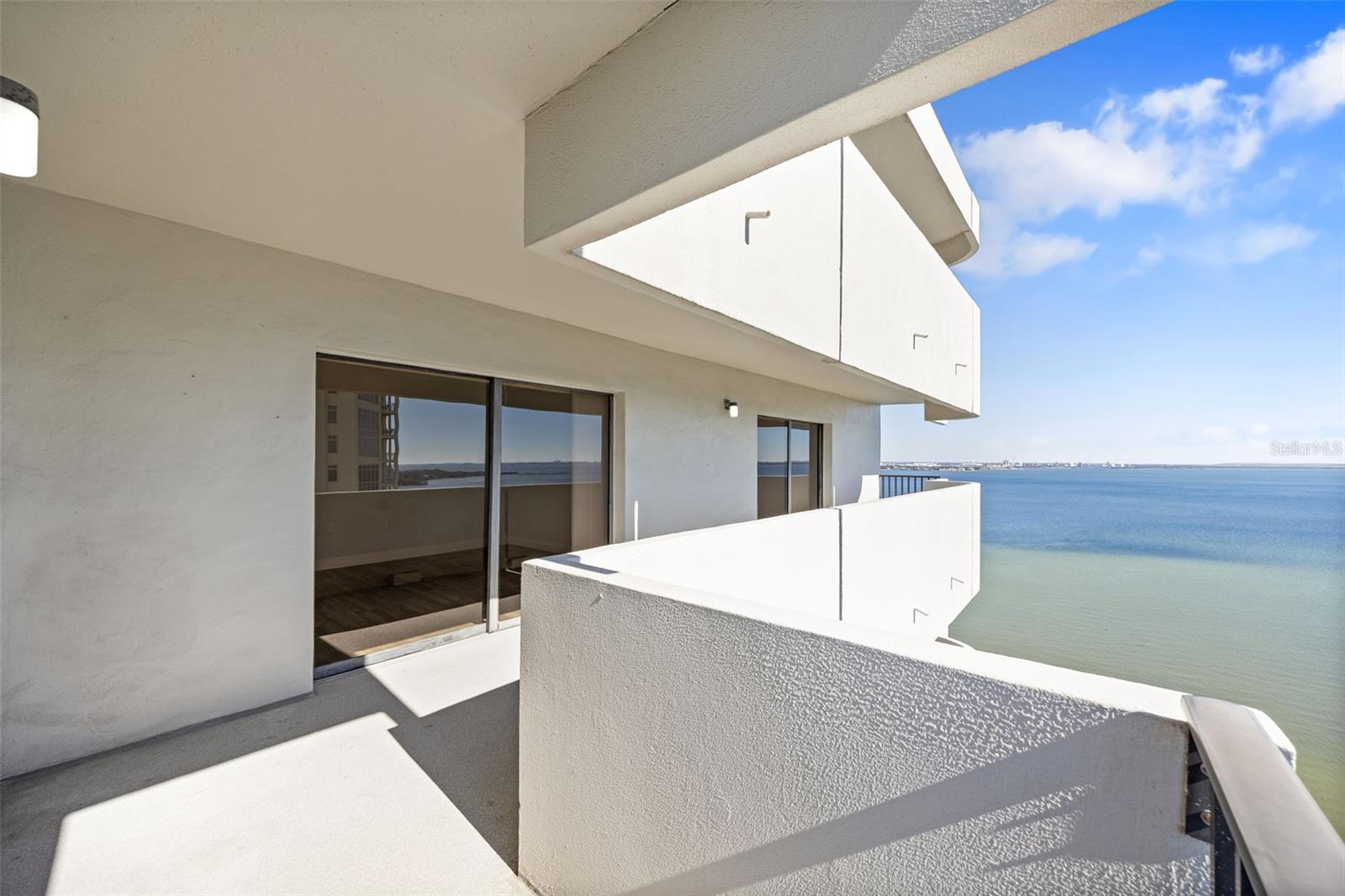 Image 41 of 59 For 4141 Bayshore Boulevard 1702