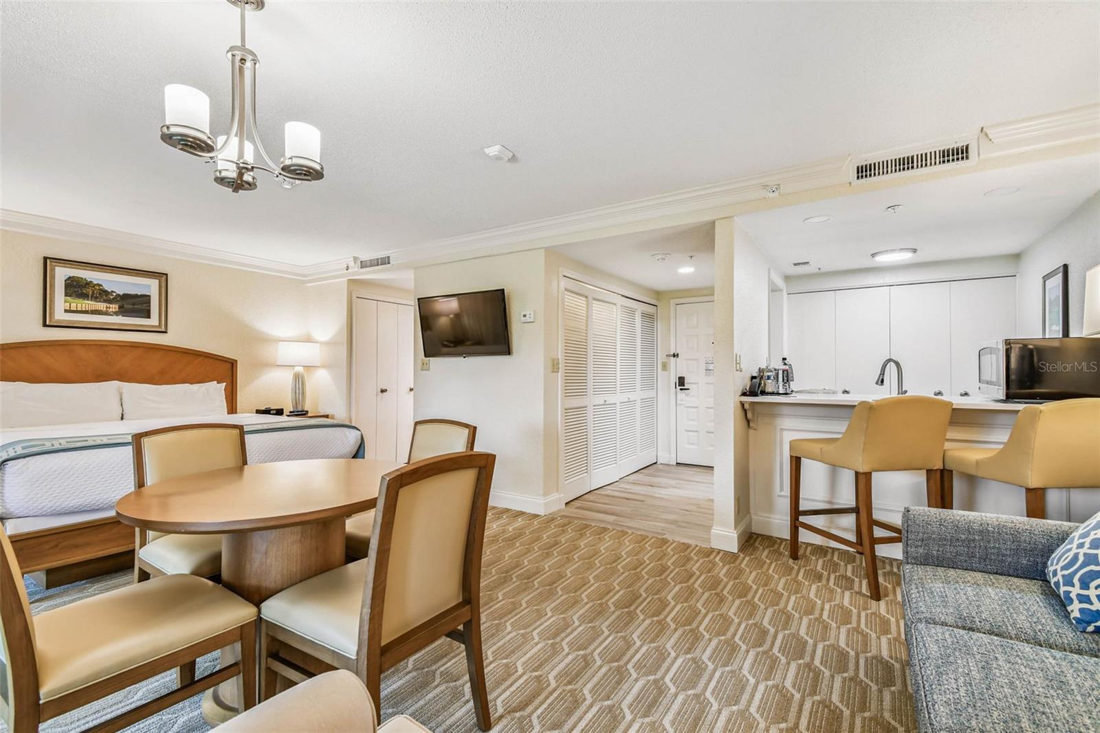 Image 14 of 64 For 36750 Us Highway 19 N 1-209