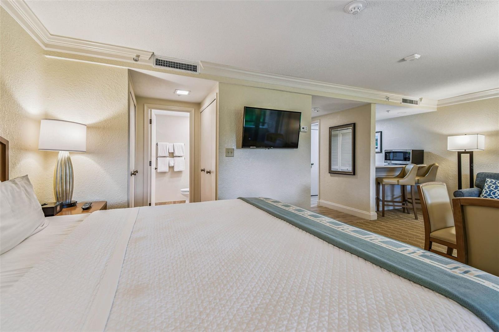 Image 21 of 64 For 36750 Us Highway 19 N 1-209