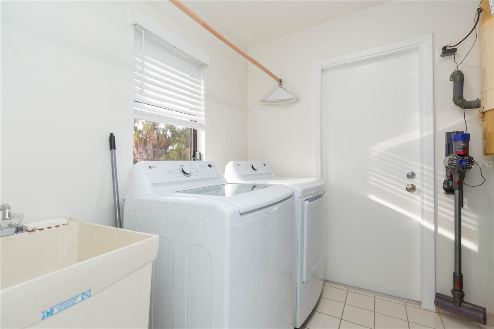 Image 17 of 68 For 3604 Maritana Drive