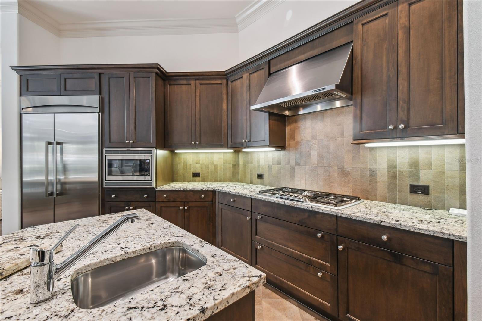 Image 34 of 92 For 2935 Grey Oaks Boulevard