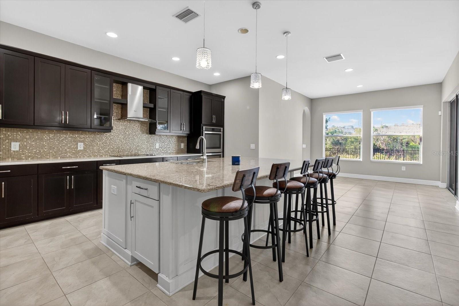 Image 14 of 58 For 2589 Gwynhurst Boulevard