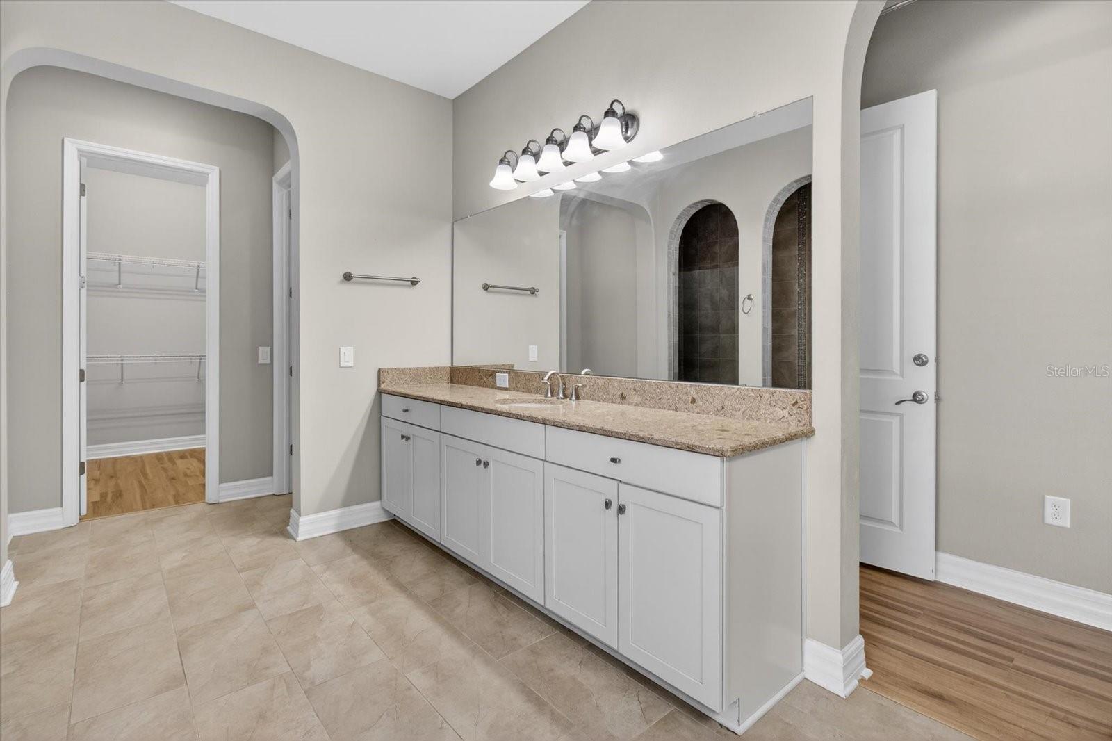 Image 30 of 58 For 2589 Gwynhurst Boulevard