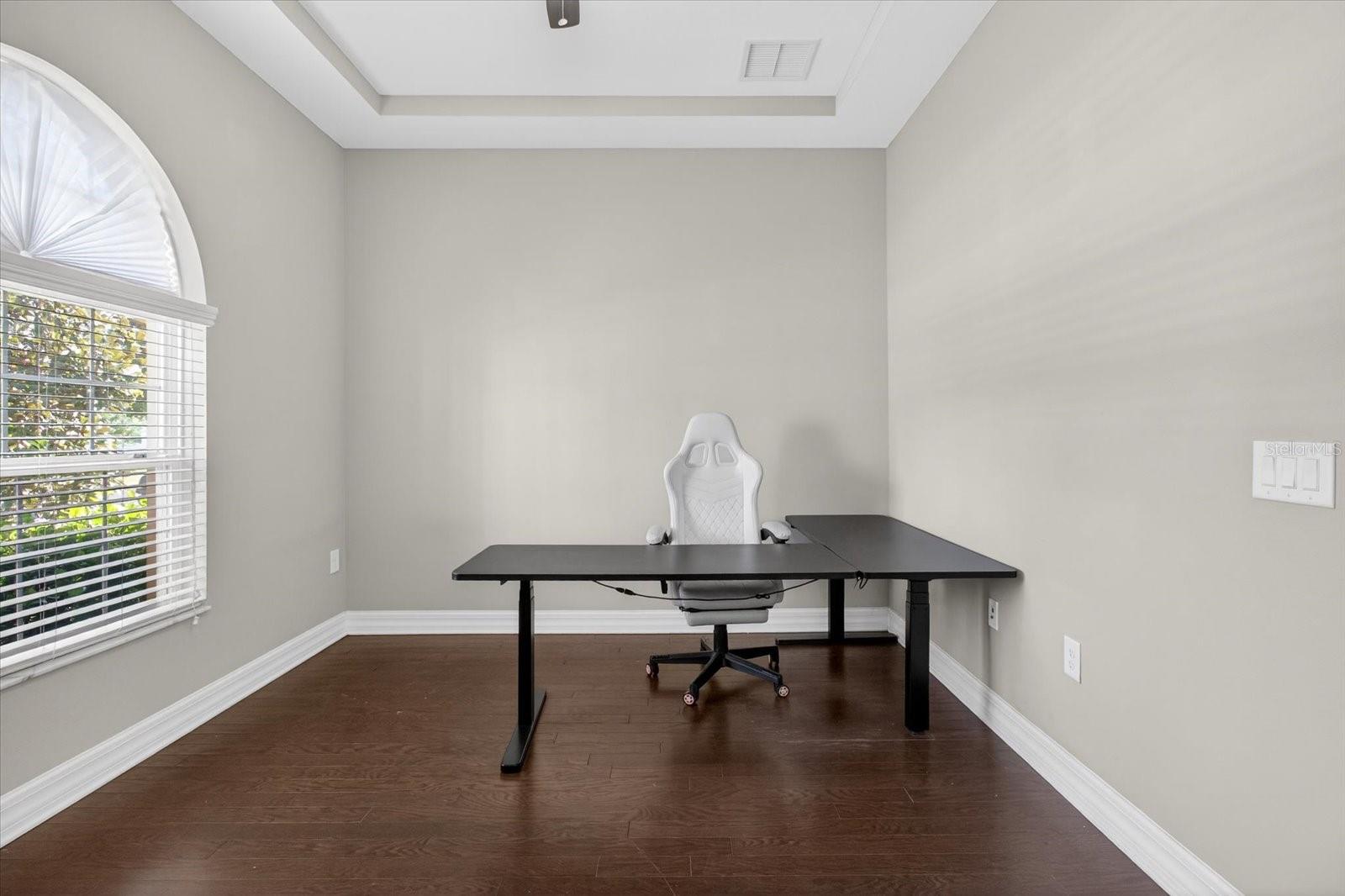 Image 6 of 58 For 2589 Gwynhurst Boulevard