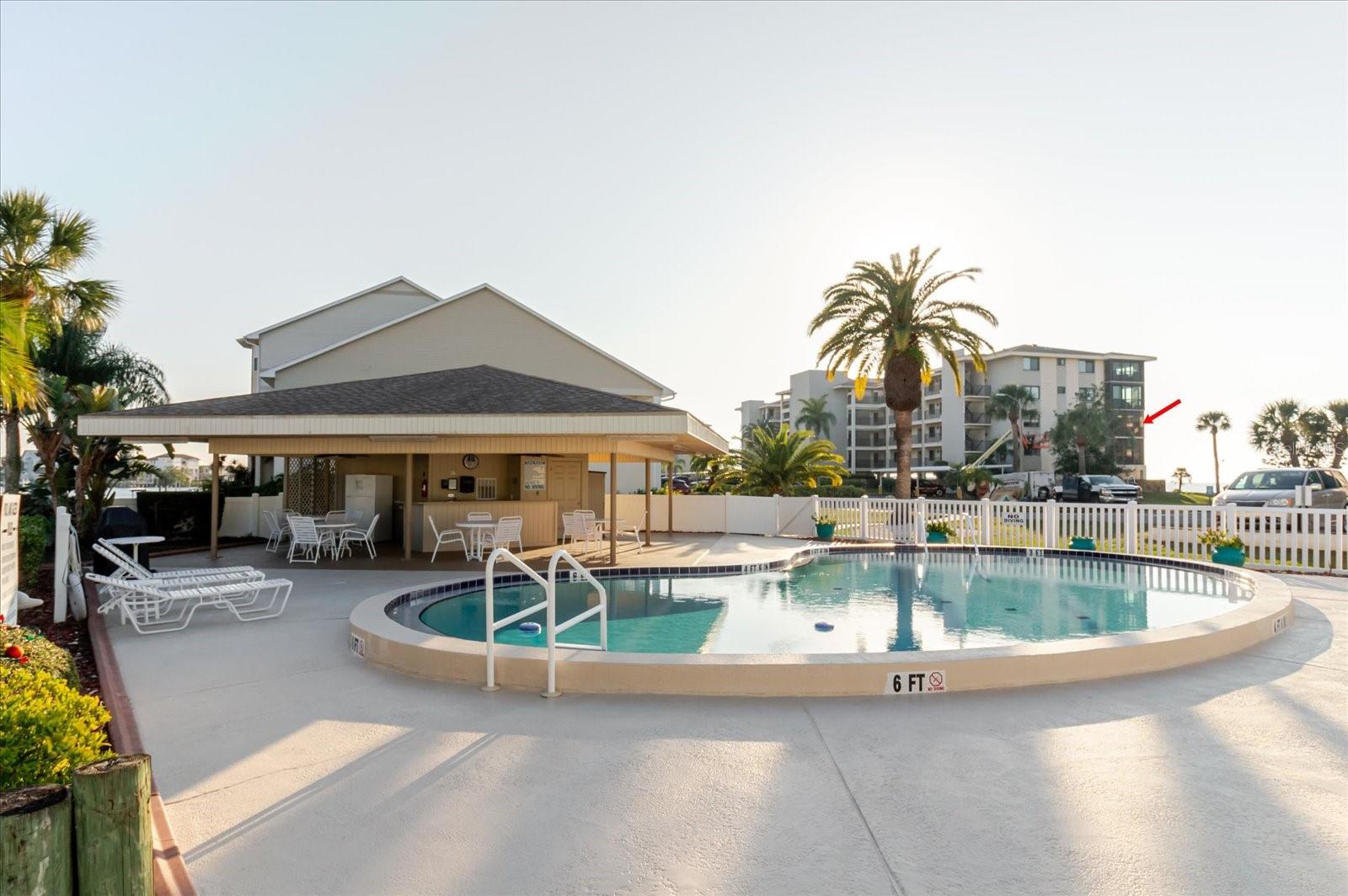 Image 15 of 75 For 8211 Brent Street 828