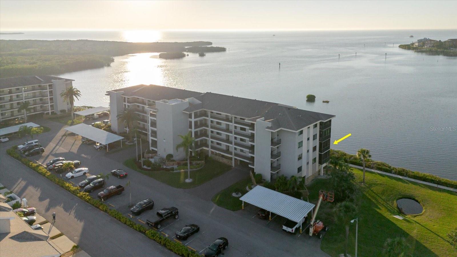 Image 18 of 75 For 8211 Brent Street 828