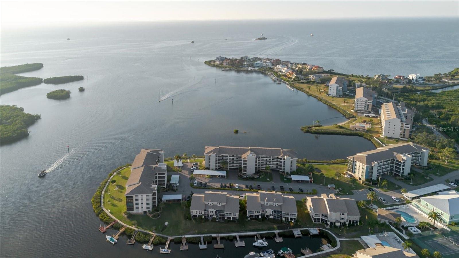 Image 39 of 75 For 8211 Brent Street 828