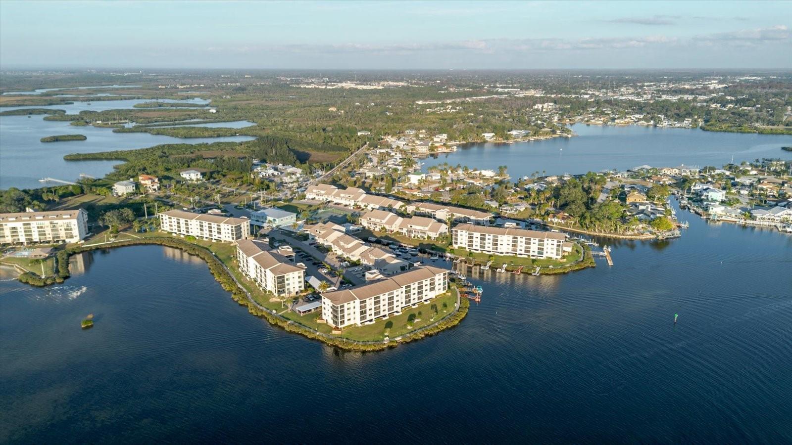 Image 44 of 75 For 8211 Brent Street 828