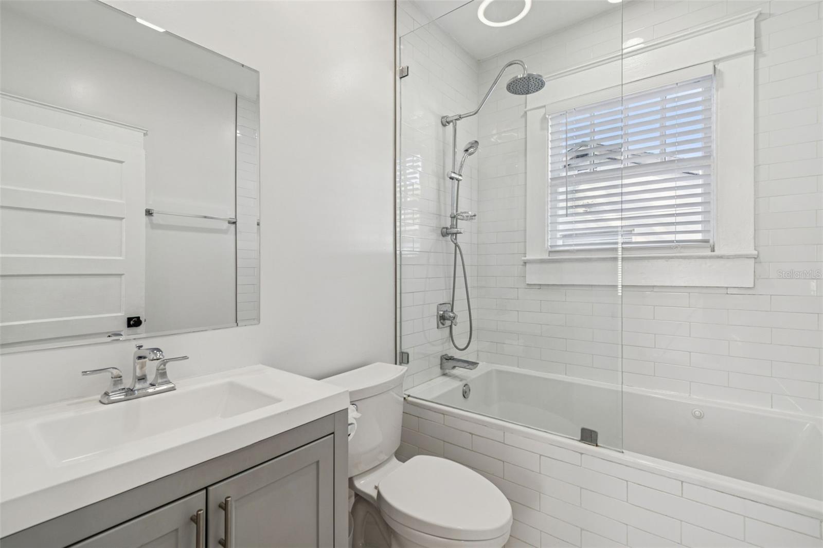 Image 29 of 62 For 511 Stratford Avenue