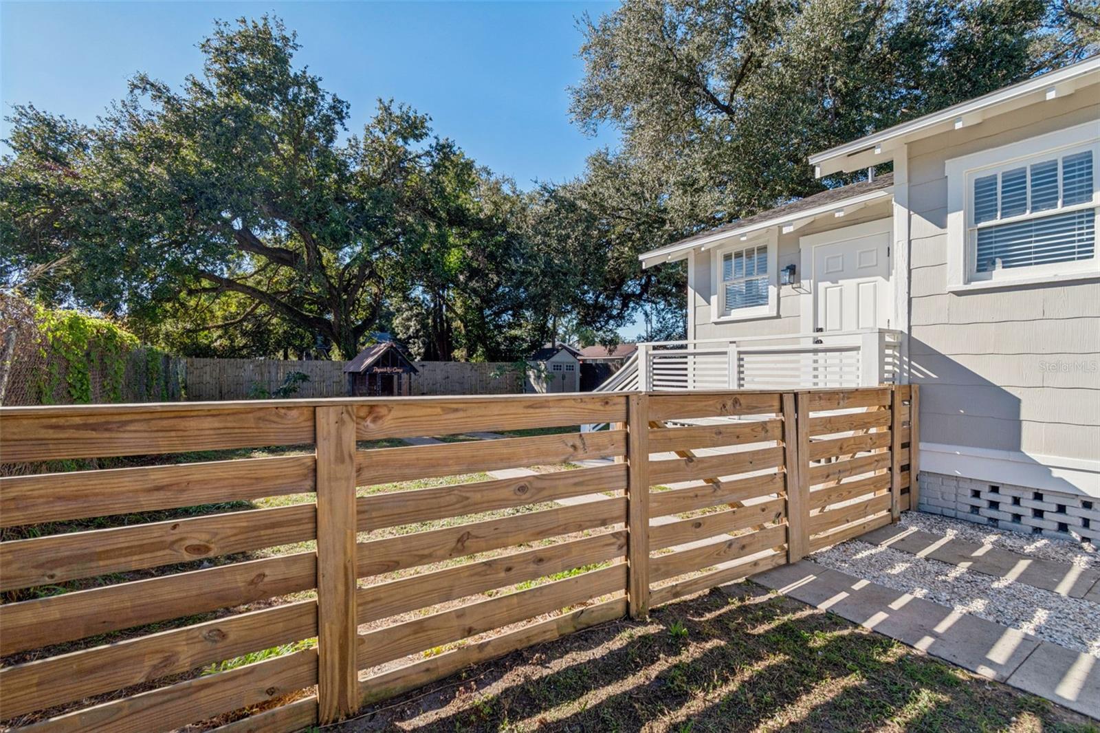 Image 38 of 62 For 511 Stratford Avenue