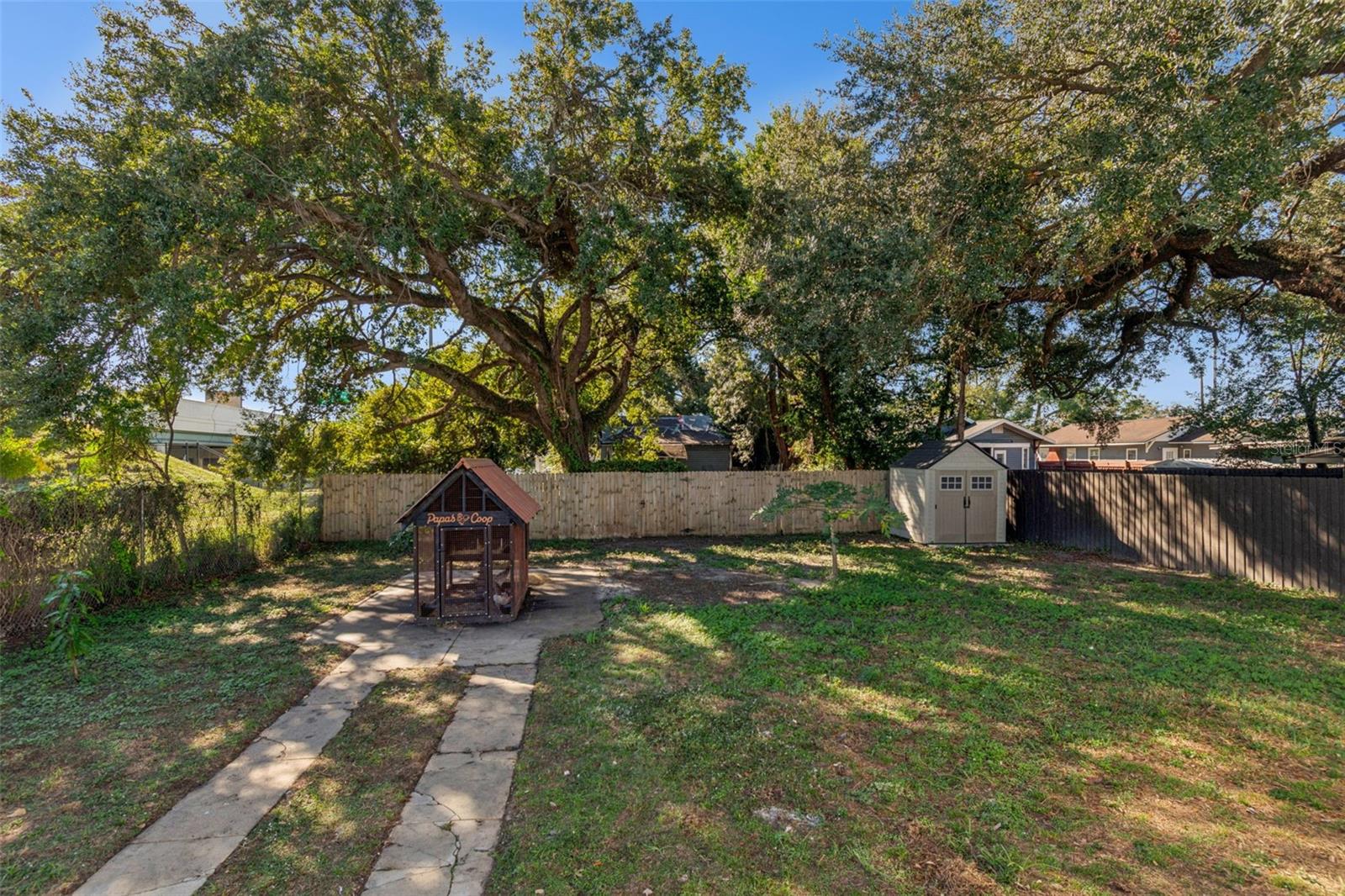 Image 45 of 62 For 511 Stratford Avenue