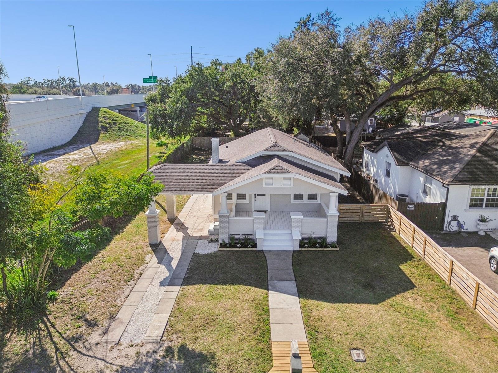 Image 49 of 62 For 511 Stratford Avenue