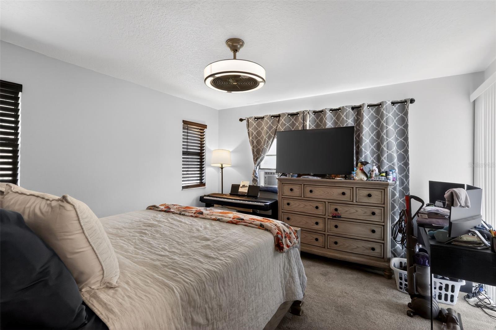 Image 14 of 30 For 5250 Michigan Avenue