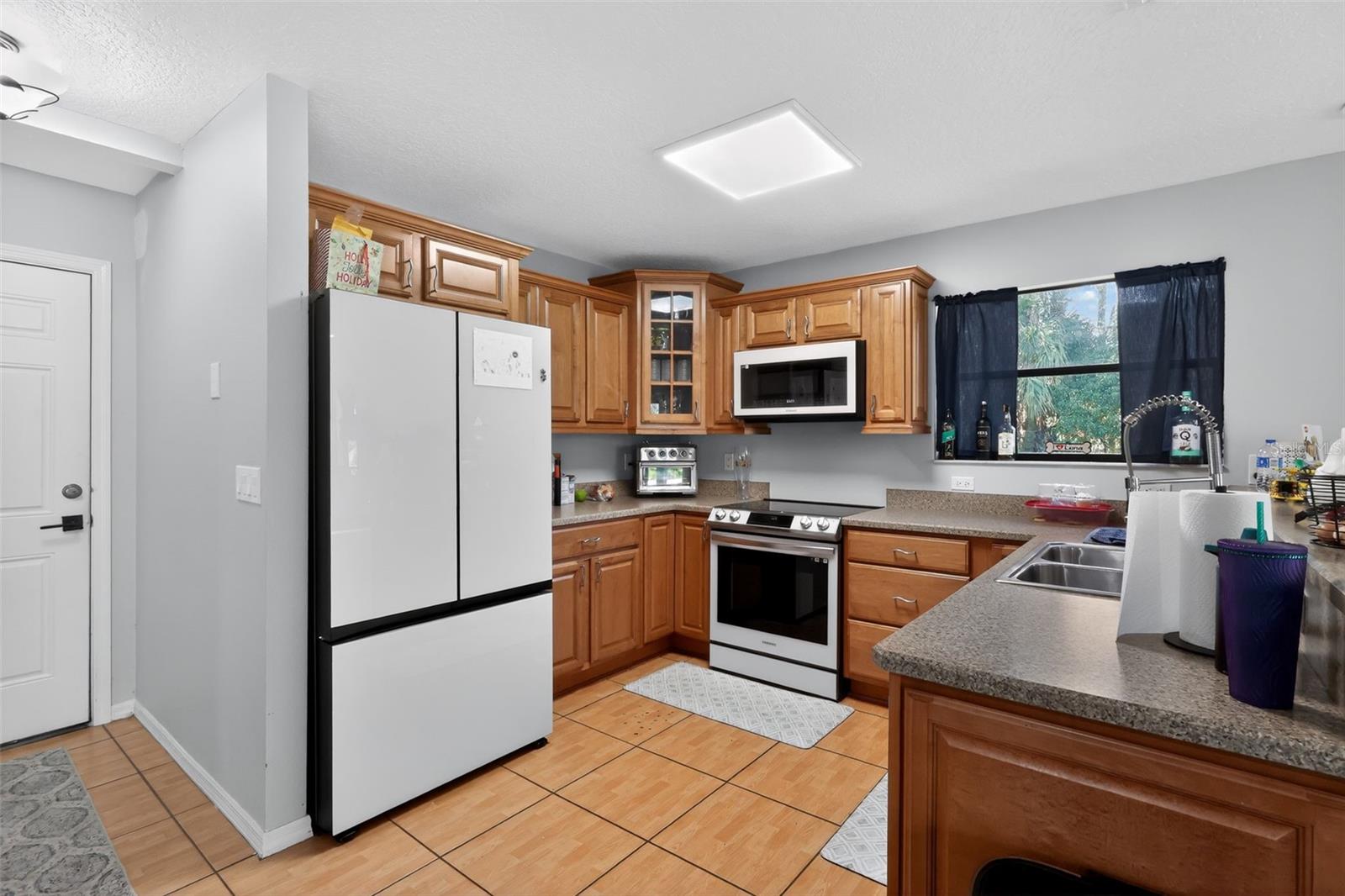 Image 7 of 30 For 5250 Michigan Avenue