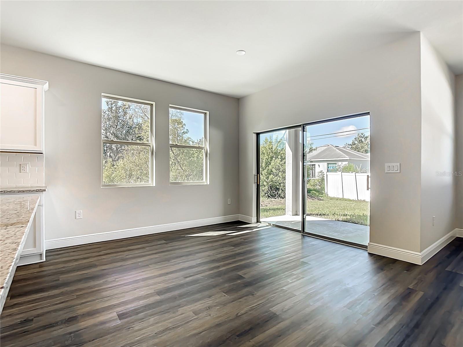 Image 21 of 53 For 5330 Ansonia Terrace