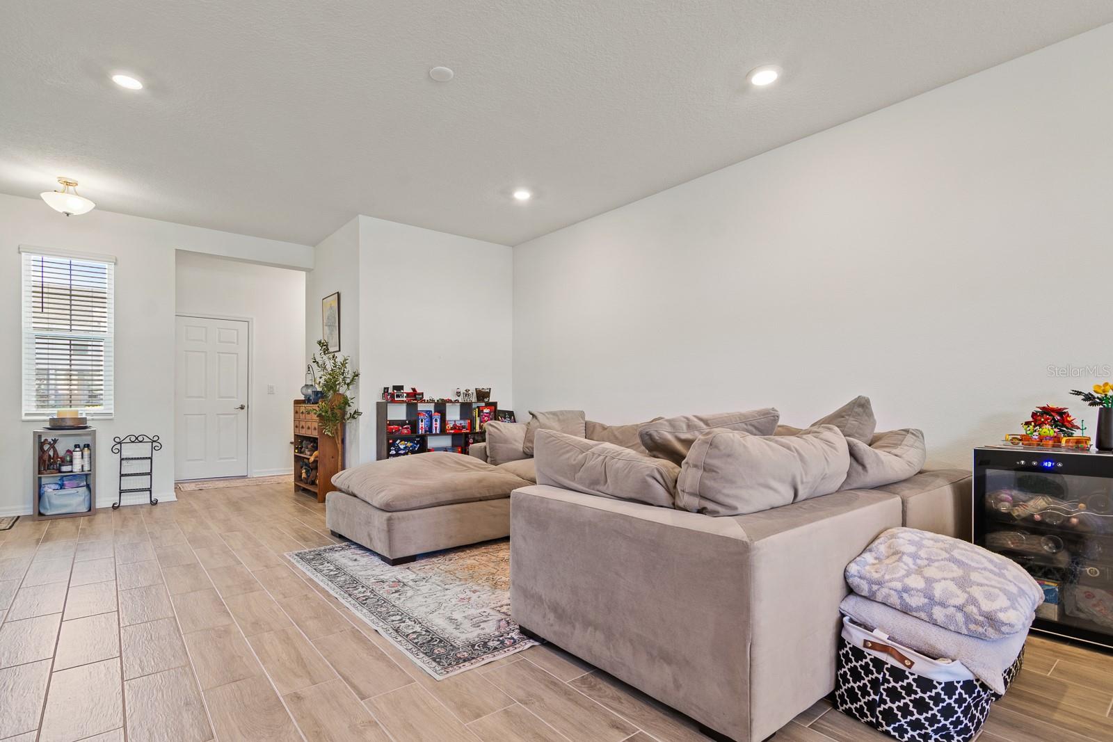 Image 14 of 47 For 4119 Via Sienna Circle