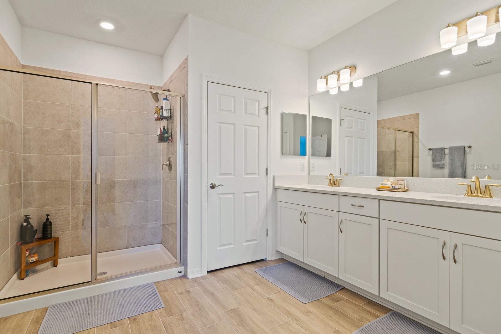 Image 19 of 47 For 4119 Via Sienna Circle